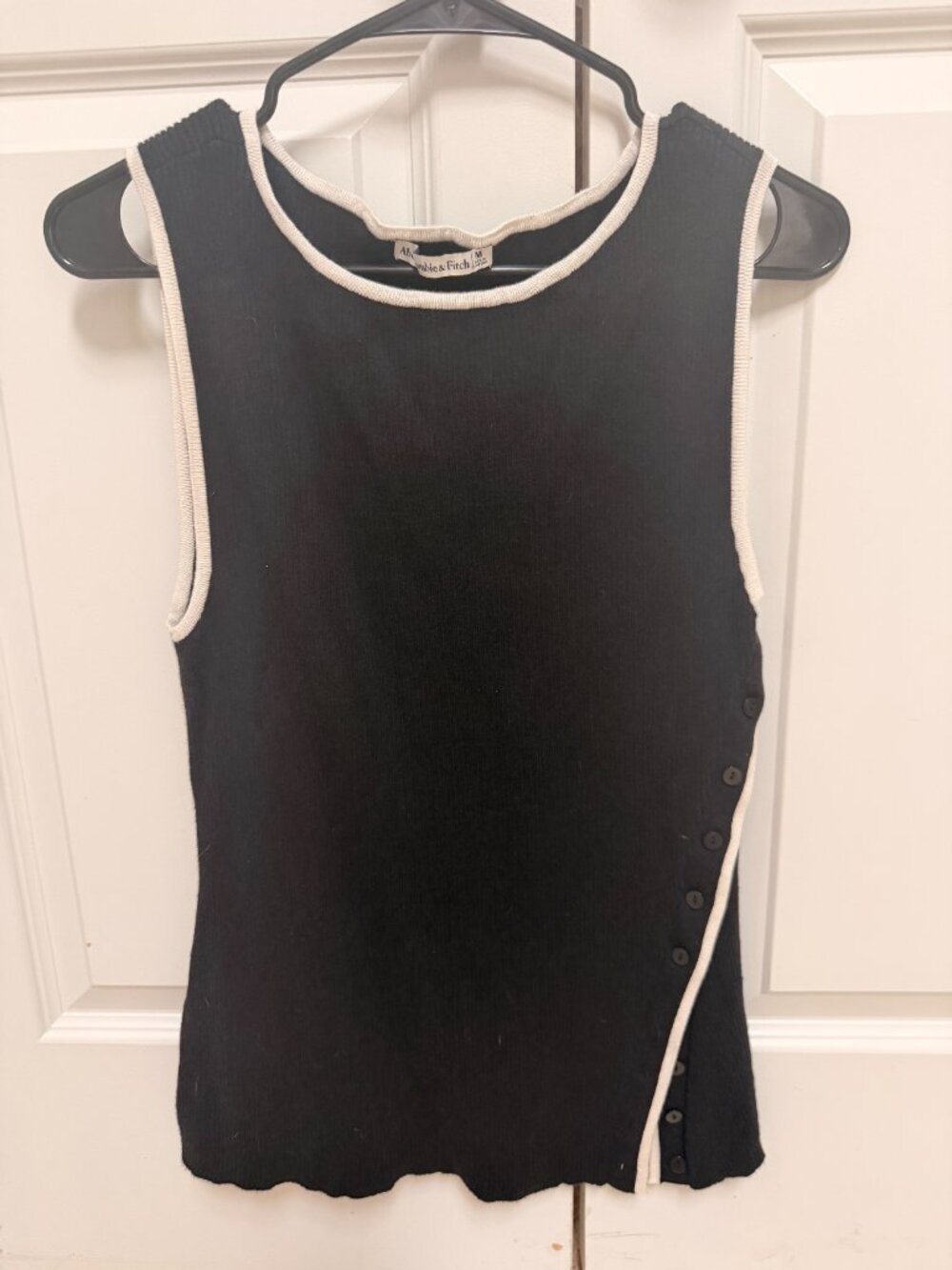Asymmetrical Button Sweater Tank - Picture 5 of 6